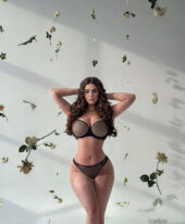 Ariana +971552887856